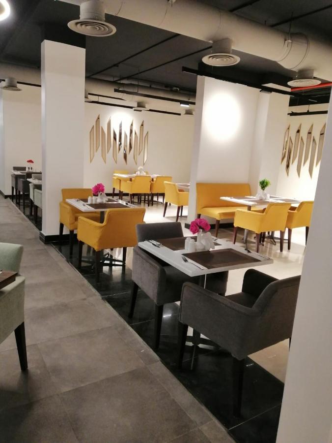 Aquila Aldiafah Hotel Djedda Buitenkant foto