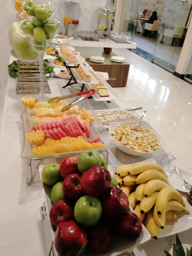 Aquila Aldiafah Hotel Djedda Buitenkant foto